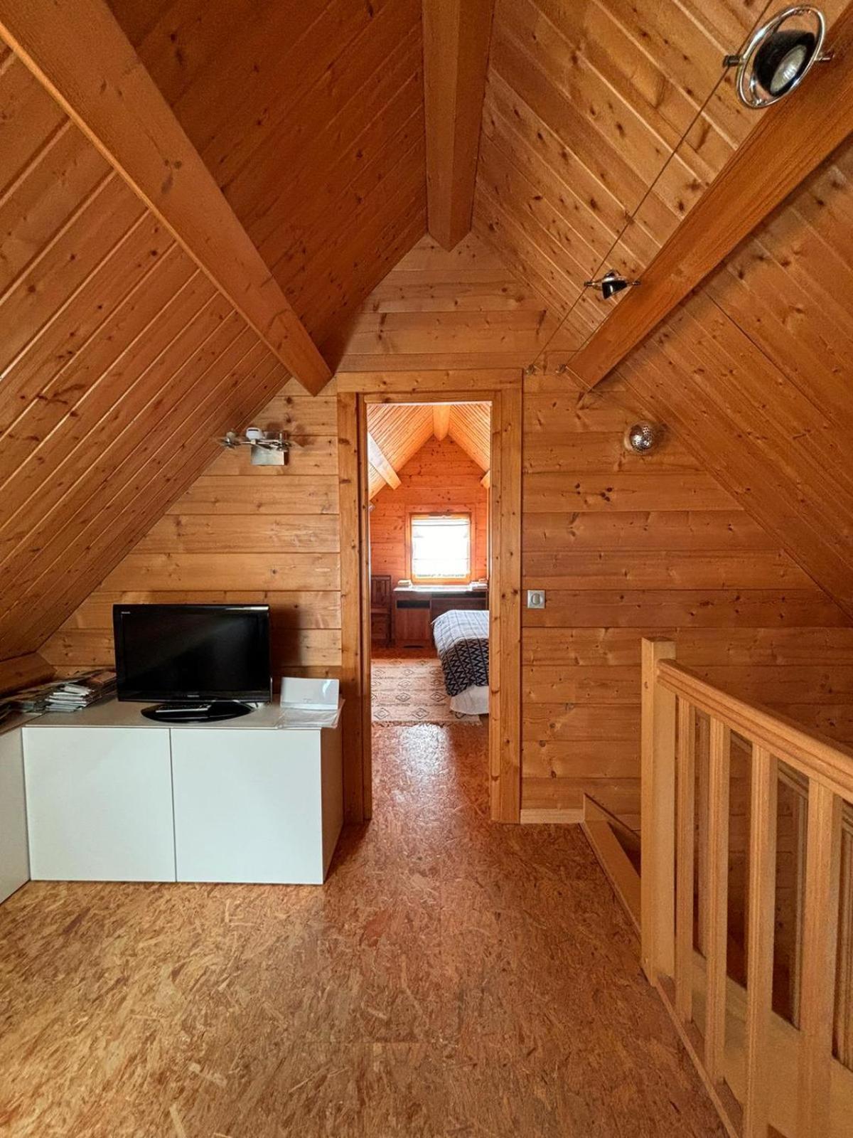 Maison Ecoresponsable Classee 3 Etoiles Avec Son Jardin Clos Donzy المظهر الخارجي الصورة